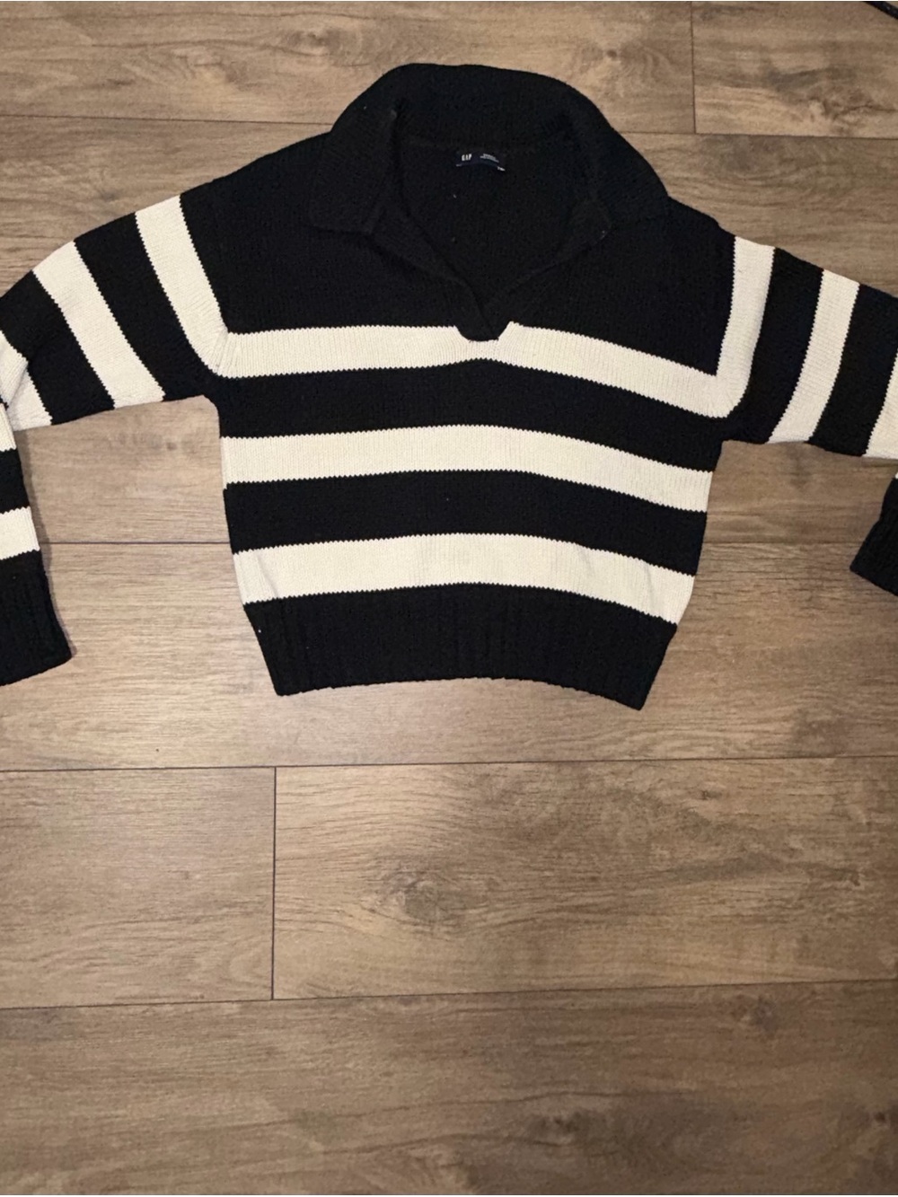 GAP Black & Cream Striped Women's Collared Knit Sweater